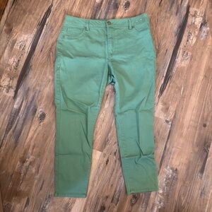 d. jeans Green Casual Pants